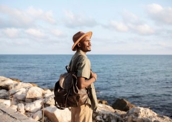 Tips Jaga Kesehatan Mental dengan Menghabiskan Waktu di Alam