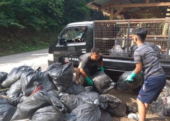 PENTAHELIX A-B-C-G-M, turun bersama mengeksekusi Clean Up Sampah di Kawasan TAHURA