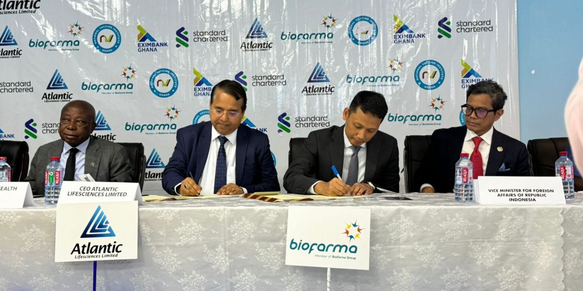 Perluas Potensi Kerjasama Global : Bio Farma Suplai Vaksin Td ke Ghana