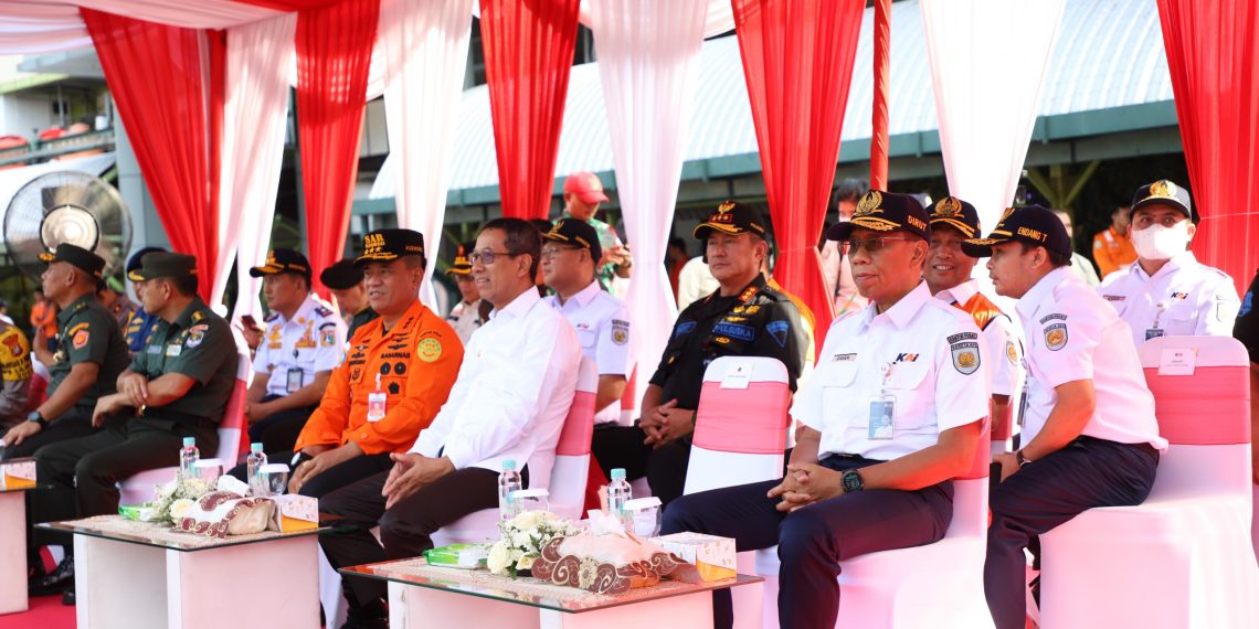 Pastikan Angkutan Nataru 2023/2024 Aman dan Nyaman, KAI Laksanakan Apel Gelar Pasukan