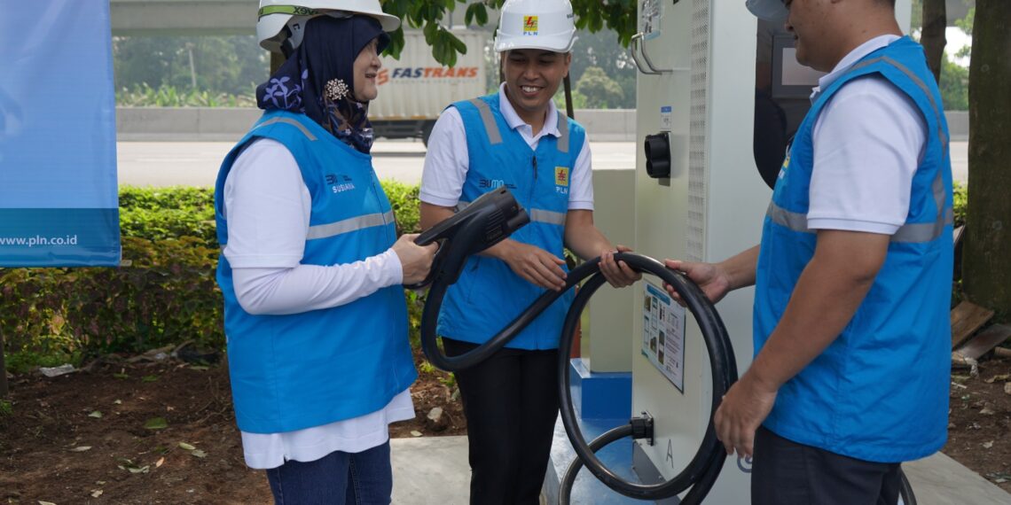 PLN UID Jabar Siagakan SPKLU di 209 Lokasi Jelang Idul Adha 1445 H dan Libur Sekolah