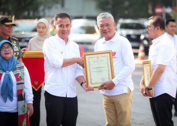 Pemkot Bandung Raih Penghargaan Komitmen pada Kesejahteraan Lansia