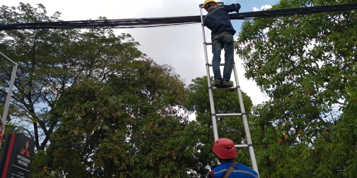 PLN Icon Plus bersama Diskominfo Kabupaten Subang berkolaborasi Benahi dan Tata Kabel Fiber Optik