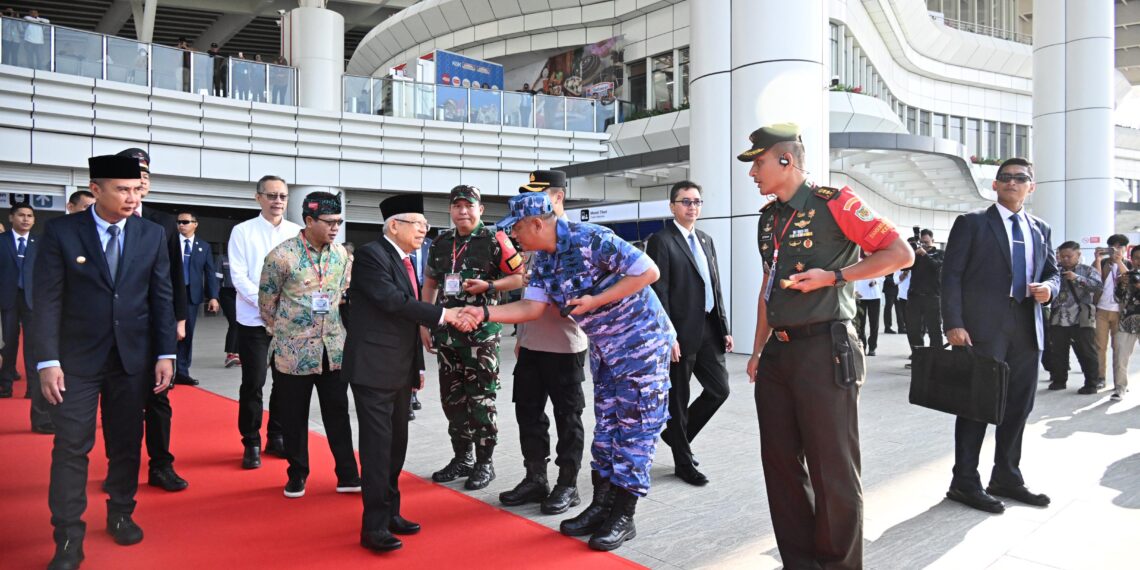 Wapres Ma’ruf Amin Lantik 1.079 Pamong Praja Muda IPDN