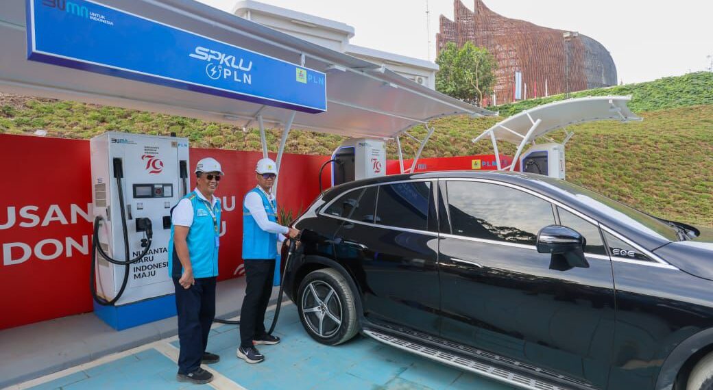 Selama HUT RI di IKN, 18 SPKLU PLN Layani 340 Transaksi Pengisian Mobil Listrik