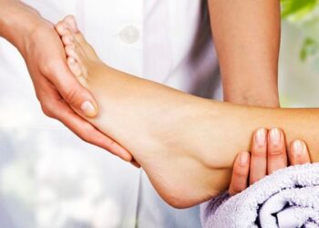 Cara Cepat Menyembuhkan Cedera Ankle Setelah Bermain Sepak Bola