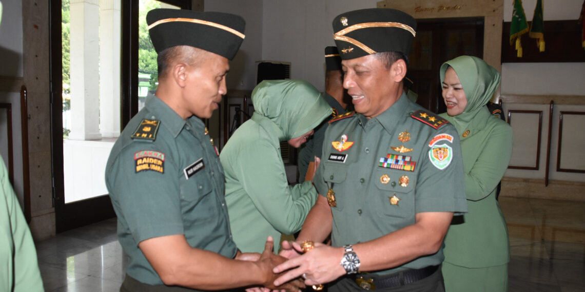 Pangdam III/Slw Terima Laporan Korps Kenaikan Pangkat Pamen