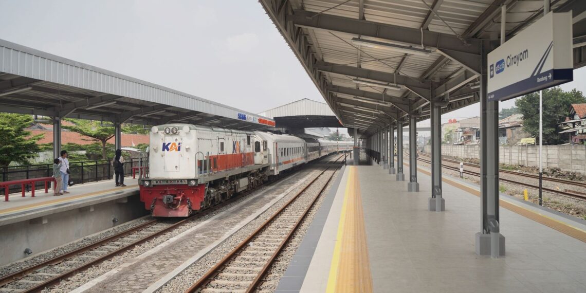 Tembus 4 Juta Pengguna, Volume Penumpang Commuter Line Wilayah 2 Bandung Meningkat di Triwulan III 2024