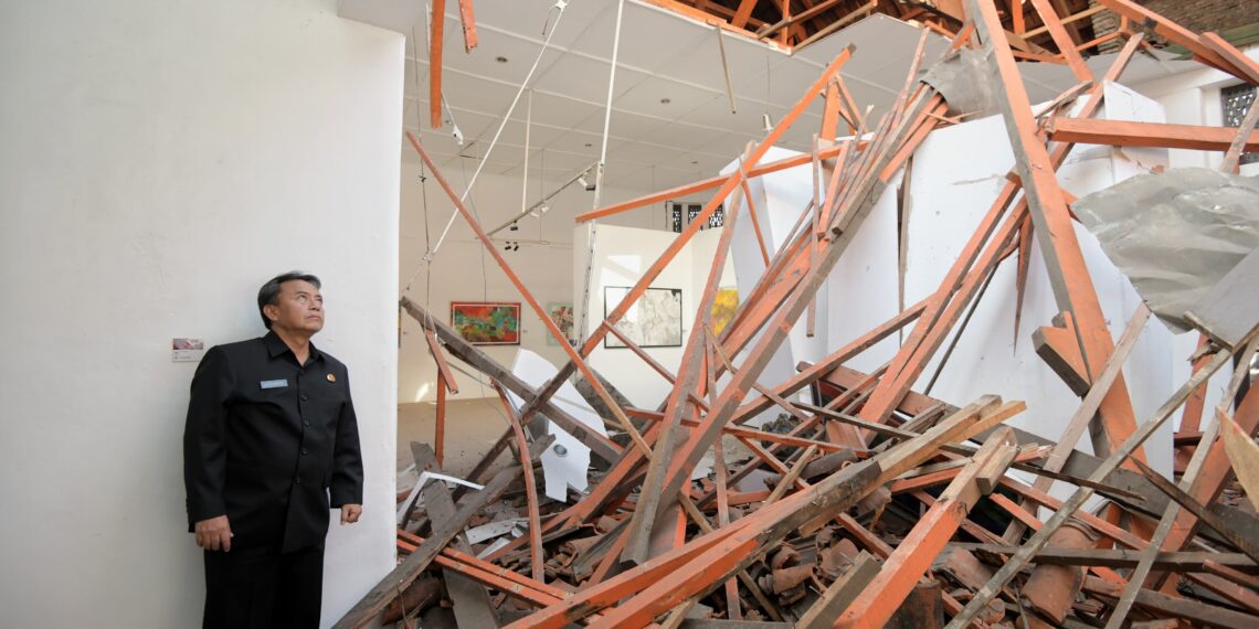 Atap Gedung GPK Roboh, Sekda Jabar : Segera Lakukan Perbaikan dan Tangani Korban Luka