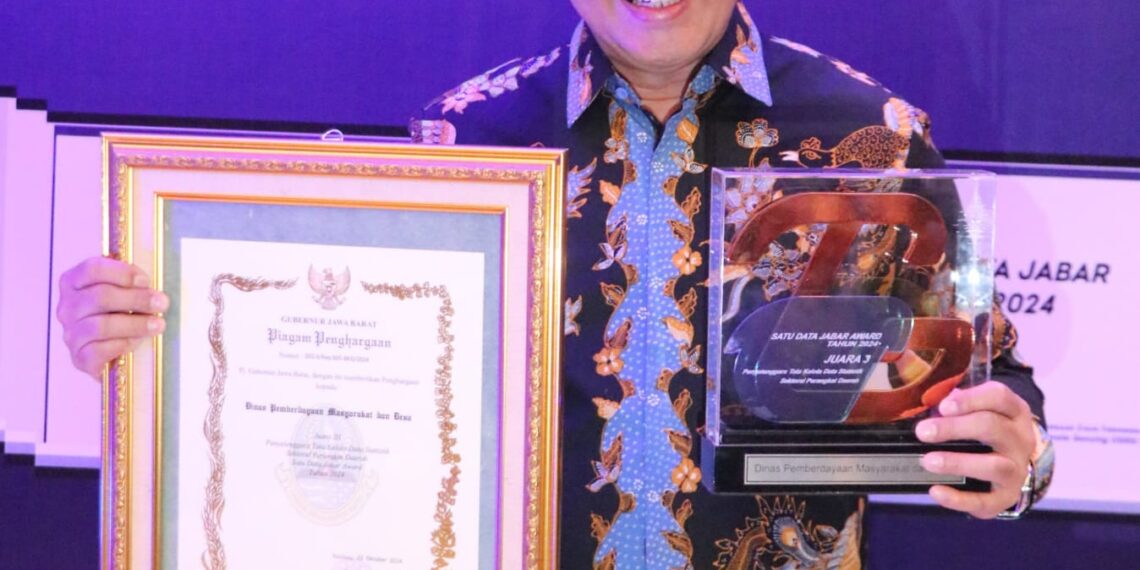 DPMD Provinsi Jawa Barat Raih Penghargaan di Ajang Satu Data Jabar Awards