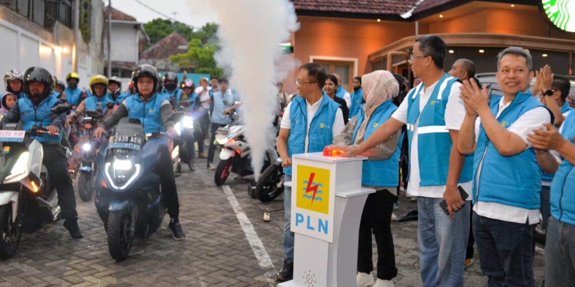 PLN UID Jabar Hadirkan One Stop EV Charging Station di Kawasan Strategis Surapati Bandung