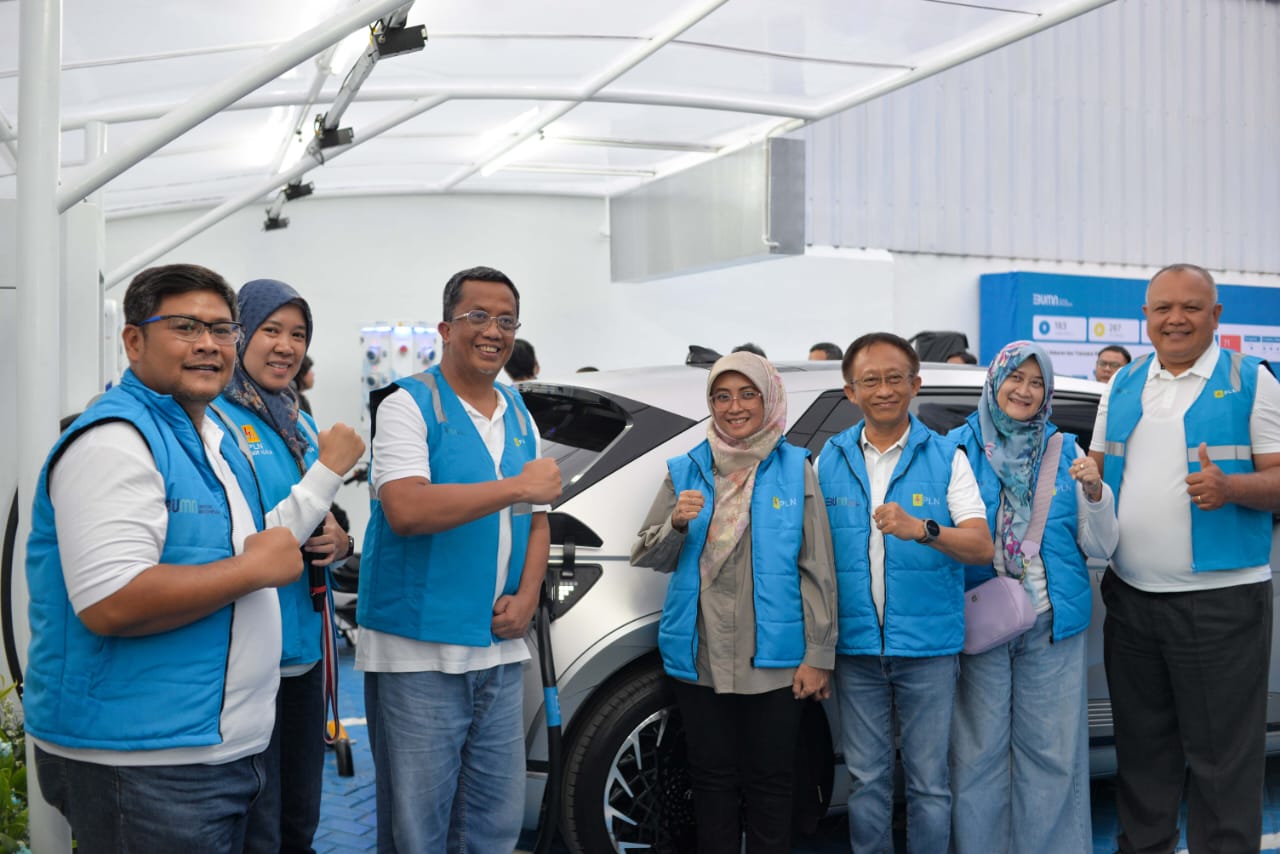 Akselerasi Ekosistem Kendaraan Listrik, PLN UID Jabar Hadirkan One Stop EV Charging Station di Kawasan Strategis Surapati Bandung