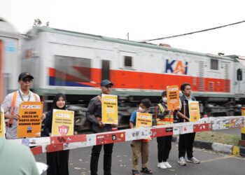 Tak Bosan, Daop 2 Terus Himbau Warga Untuk Disiplin Saat di Perlintasan Sebidang