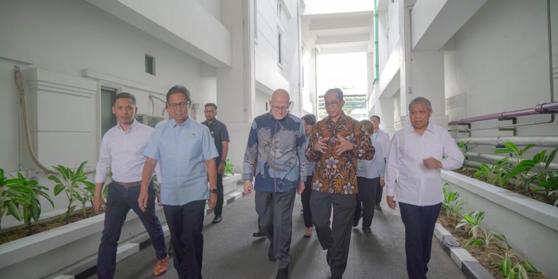 Bio Farma dan Gates Foundation berkolaborasi untuk Meningkatkan Kapasitas Vaksin di Indonesia