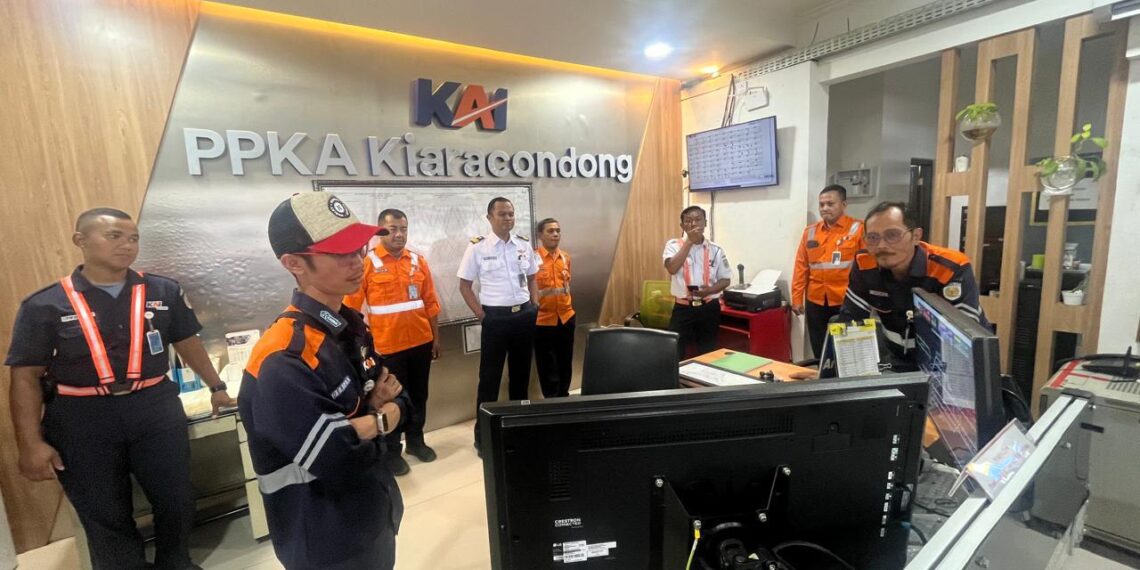 KAI Daop 2 Pastikan Prasarana Andal untuk Libur Natal dan Tahun Baru 2024/2025