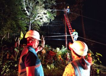 Terdampak Cuaca Buruk, PLN Jabar Kerja Keras Recovery 1.383 Gardu