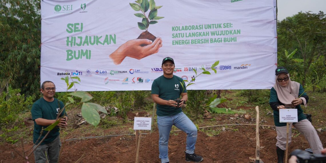 Hijaukan Bumi, SEI Gandeng SEIKAWAN Tanam Pohon Langka di Kawasan KBU