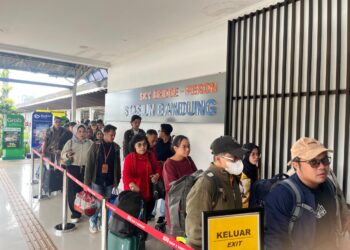 Tiket War Libur Nataru 2024/2025, Daop 2 Layani 50 Ribu Penumpang di Hari Keempat