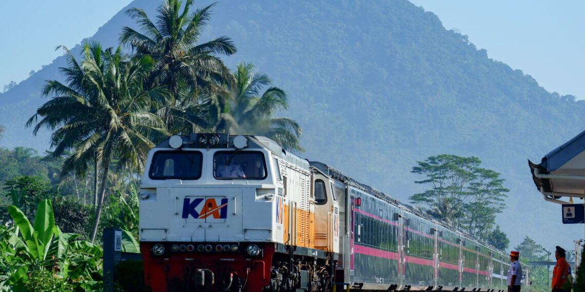 4 Faktor Ini Bikin Ketepatan Waktu Perjalanan KA Nyaris 100 Persen