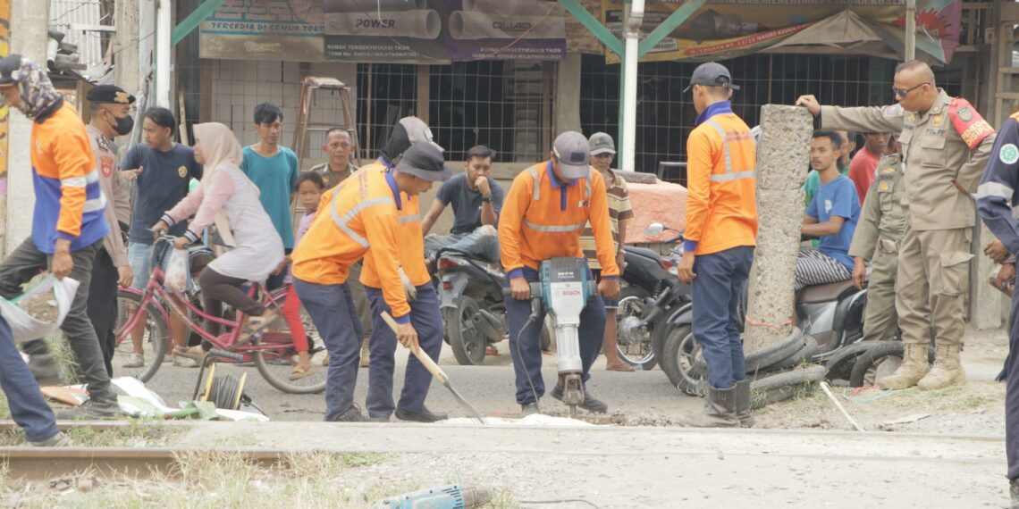 Tekan Angka Kecelakaan di Tahun 2024, Daop 2 Bandung Tutup 36 Perlintasan Sebidang Liar