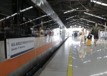 Legend KA Parahyangan Kembali Dijalankan Mulai 1 Februari 2025