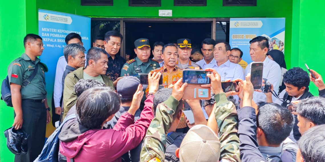 Bertandang ke Ciparay, Menteri Wihaji Ujicoba Program MBG bagi Bumil, Busui dan Balita Non Paud