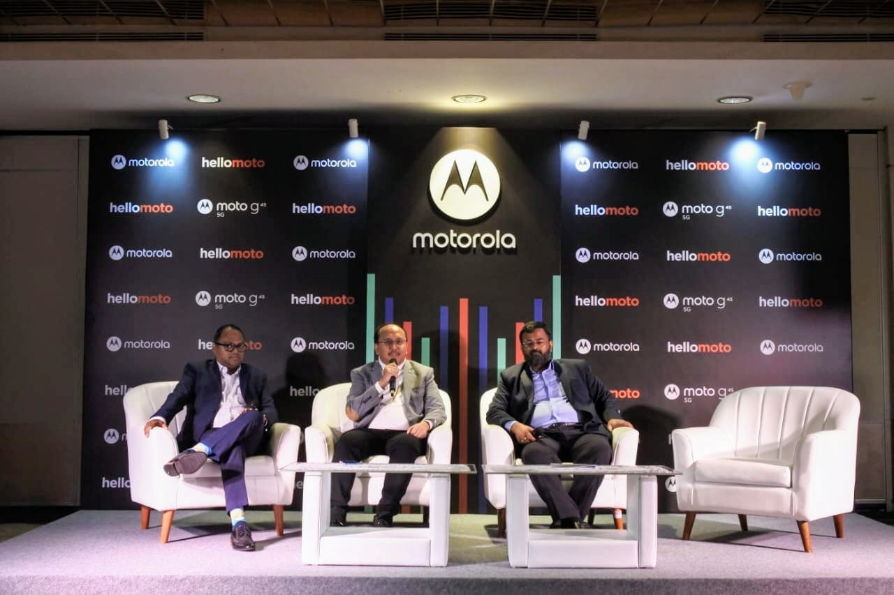 Keterangan foto (kiri ke kanan): - Mahes Alanthat, Regional Director - GTAP, Motorola APAC - Bagus Prasetyo, Country Head, Motorola Indonesia - Shivam Ranjan, Marketing Head, Motorola Asia Pacific