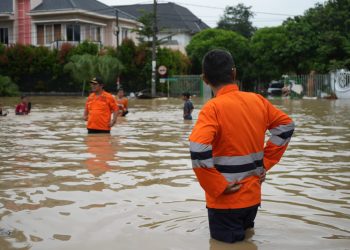 Banjir Bekasi Belum Surut, Warga Butuh Bantuan Mendesak