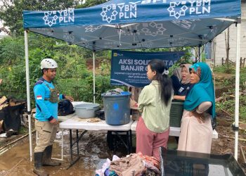 PLN Jawa Barat Salurkan Bantuan bagi Korban Banjir di Berbagai Wilayah