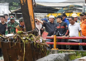 Sekda Jabar Tinjau Banjir Cimanggung, Tekankan Pencegahan dan Solusi