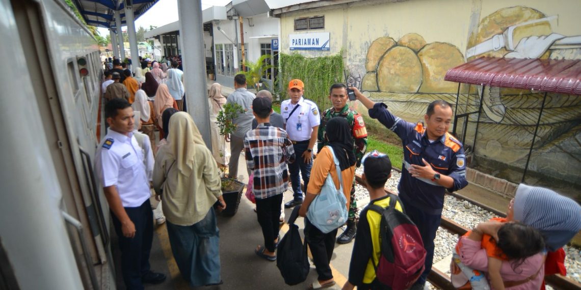 Libur Lebaran, KA Pariaman Ekspres Jadi Favorit Wisatawan Yang Akan Liburan Ke Pantai