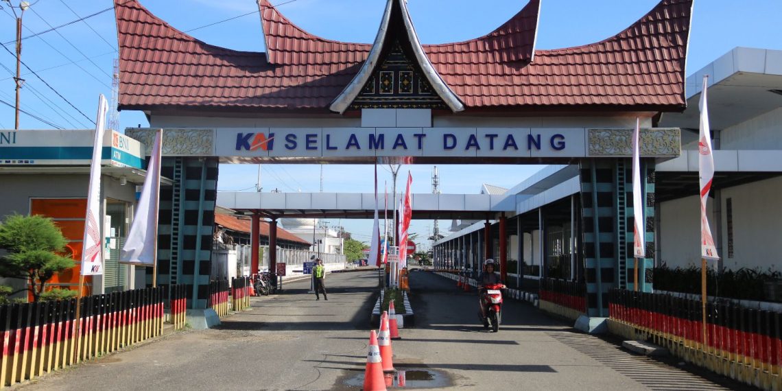 Satu Juta Penumpang dalam Enam Bulan, KAI Sumbar Semakin Jadi Andalan