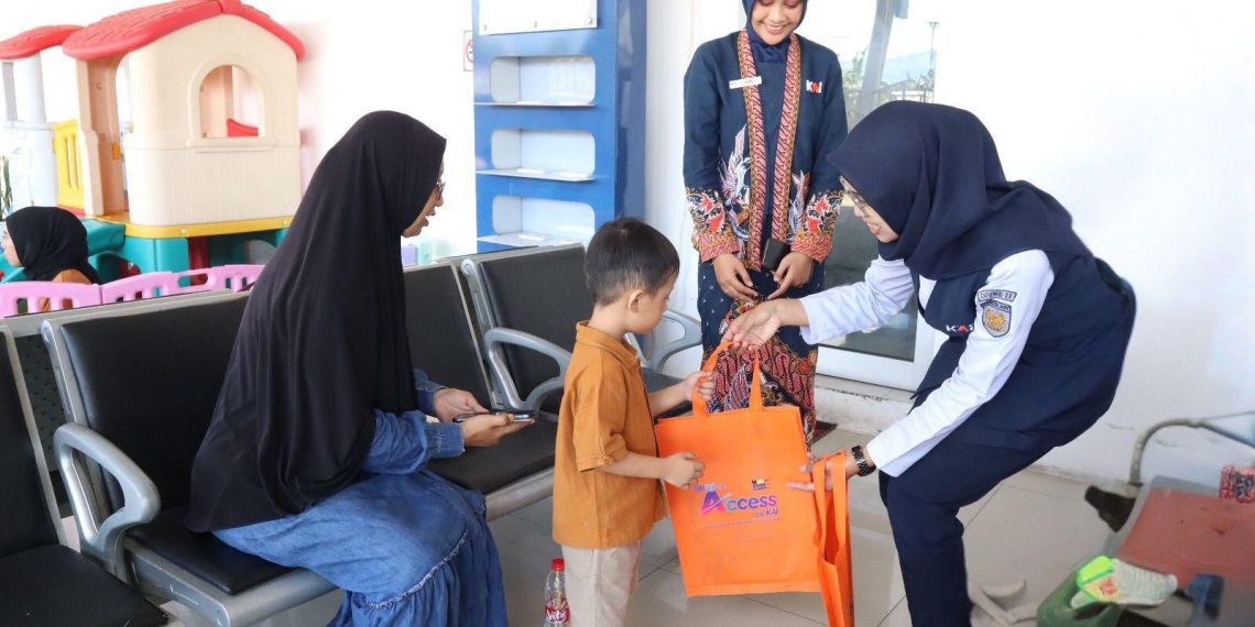 Edukasi dan Souvenir untuk Penumpang Cilik, Tumbuhkan Cinta Kereta Api Sejak Dini