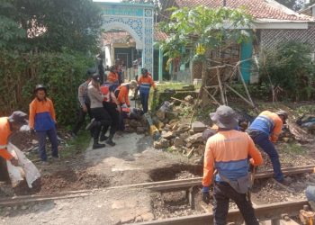 KAI Daop 2 Tutup 24 Perlintasan Liar, Keselamatan Prioritas