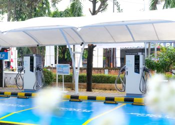 4 SPKLU Center Hadir di Jabar Nyaman tapi Cukupkah untuk Dorong Migrasi ke Kendaraan Listrik?