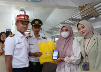 KAI Divre II Sumbar Apresiasi Penumpang di Hari Pelanggan Nasional