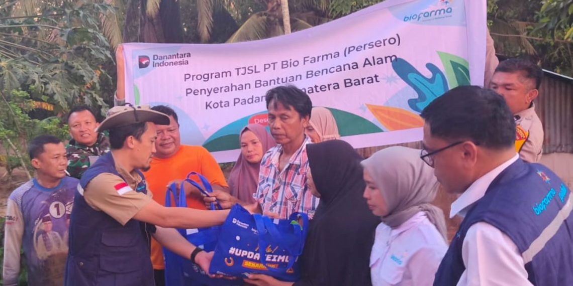 Bio Farma Hadir di Sumbar, Menahan Wabah di Tengah Lumpur dan Politik Bencana
