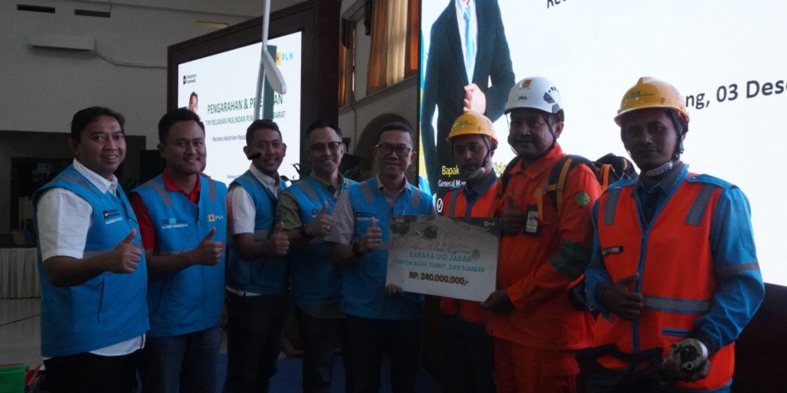 PLN UID Jabar Kirim Relawan dan Genset untuk Pemulihan Bencana Sumatra