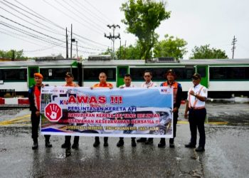 KAI Divre 2  Sumbar Perkuat Edukasi Keselamatan Perlintasan Sebidang