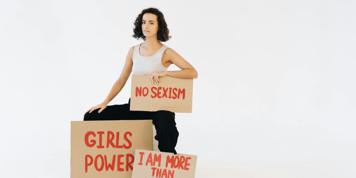 Hidup sebagai Perempuan Tak Pernah Mudah