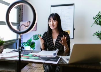 Saat Konten Tak Lagi Cukup, Brand Beralih ke Strategi Edukasi untuk Menang di Pasar