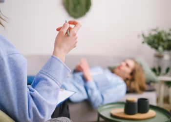 Pentingnya Kesehatan Mental dan Emosional dalam Menjalani Hidup yang Seimbang